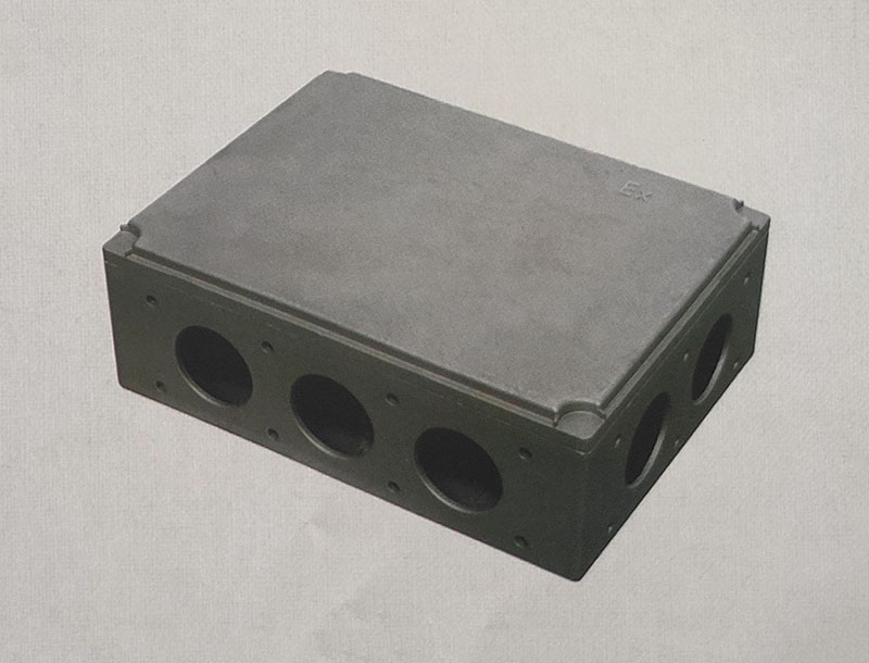 增安型右通(300×400×150)